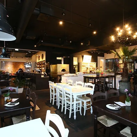 La Cucina - & Restaurant 호텔